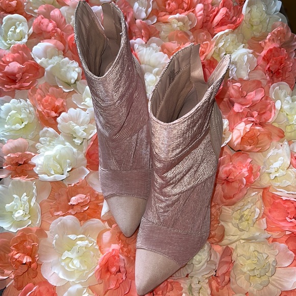 Pink Kelcie Bootie - Picture 2 of 4